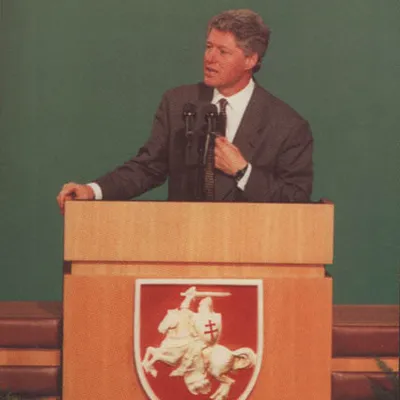 Клінтан — Пагоня